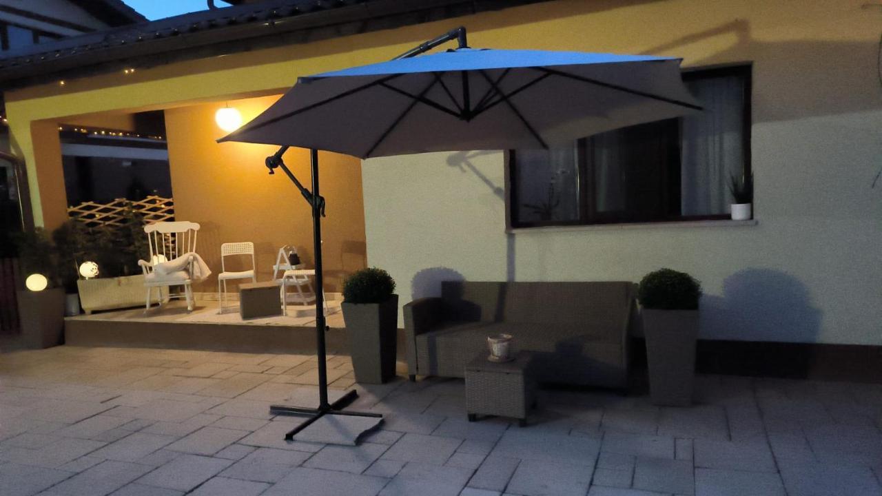 クルージュ＝ナポカLuxury Airport Retreatアパートメント エクステリア 写真